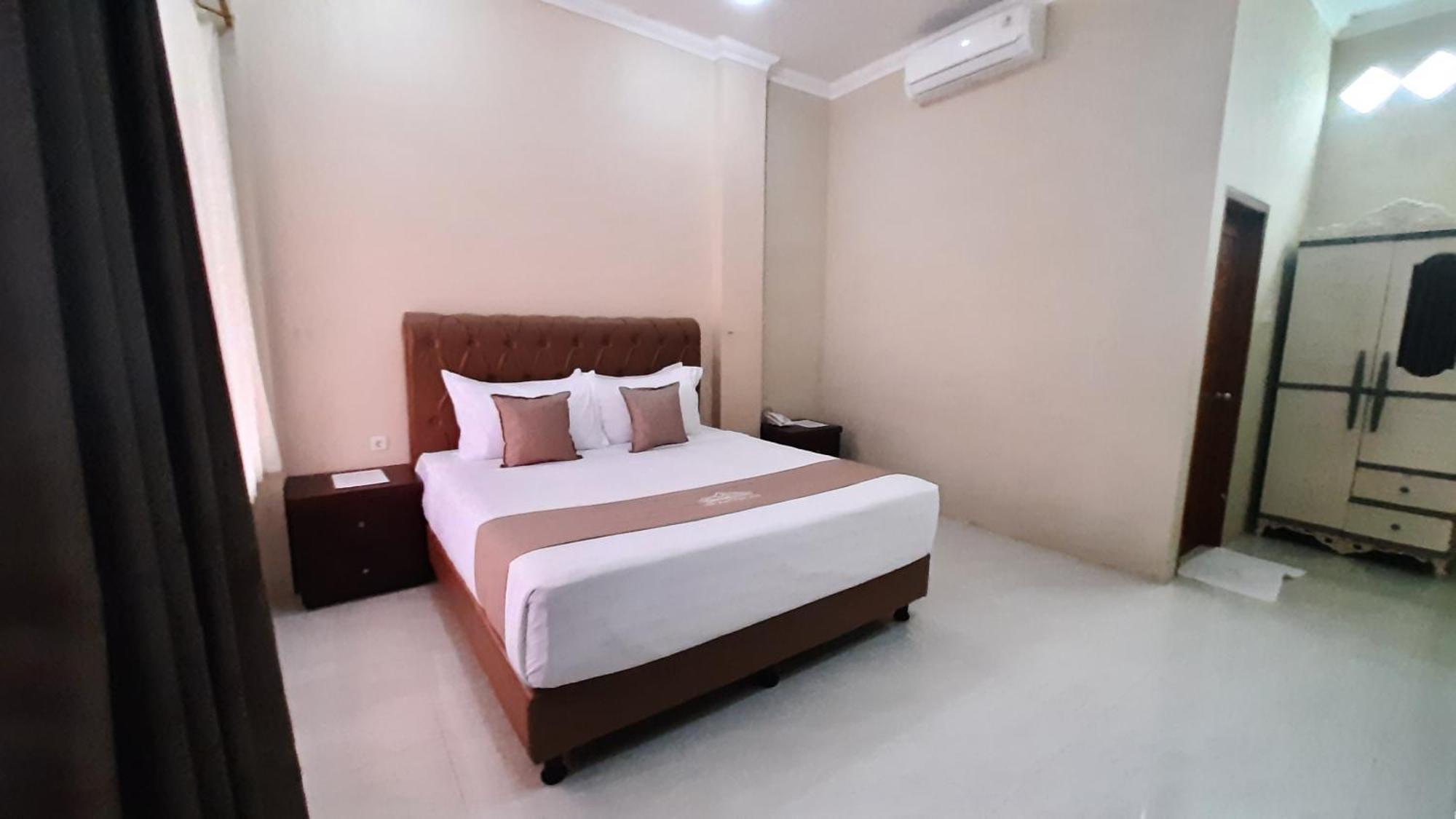 Bukit Indah Doda Hotel & Resorts Palu Room photo